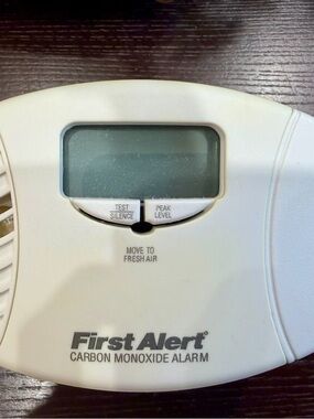 First Alert White Carbon Monoxide Alarm with Digital Display
